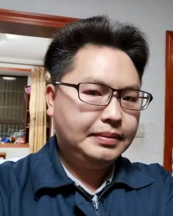 蓝斌头像